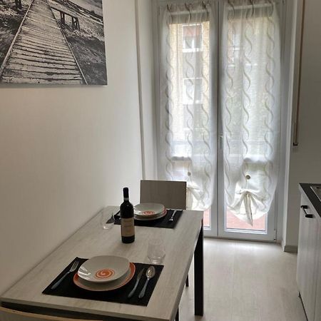First Home ميلان المظهر الخارجي الصورة