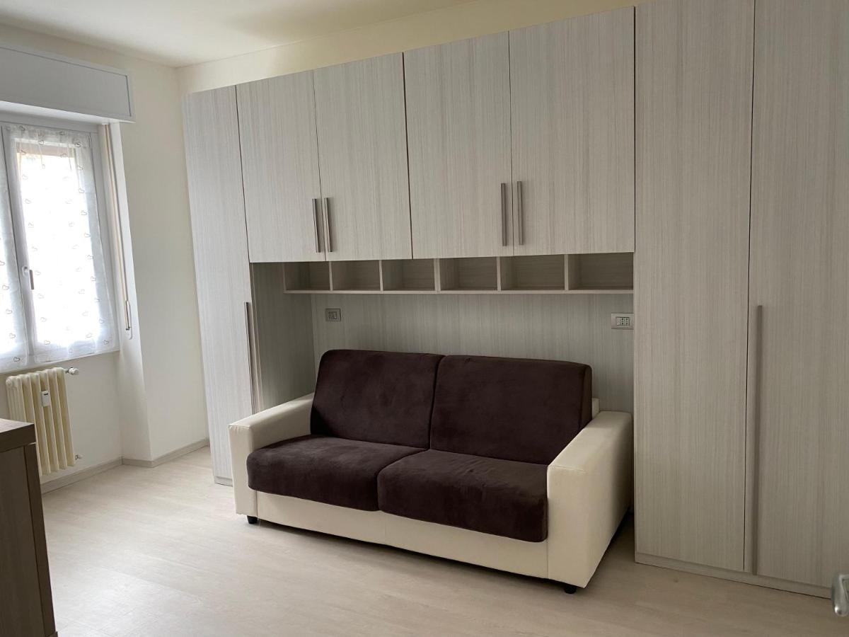 First Home ميلان المظهر الخارجي الصورة
