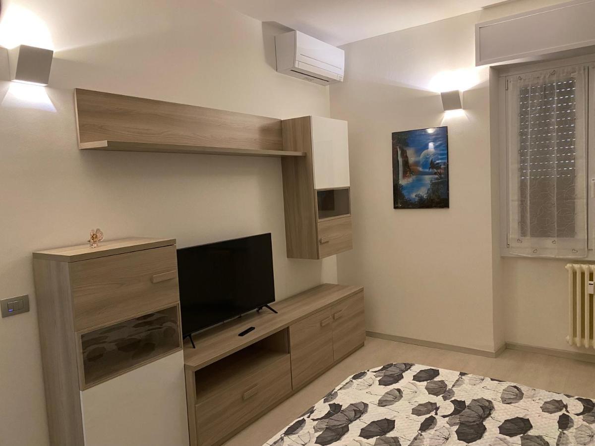 First Home ميلان المظهر الخارجي الصورة